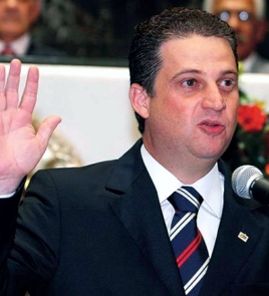 adalclever eleito presidente